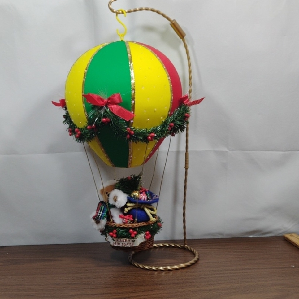 Avon Christmas Santa's On The Way Fiber Optic Hot Air Balloon w/ Original Box